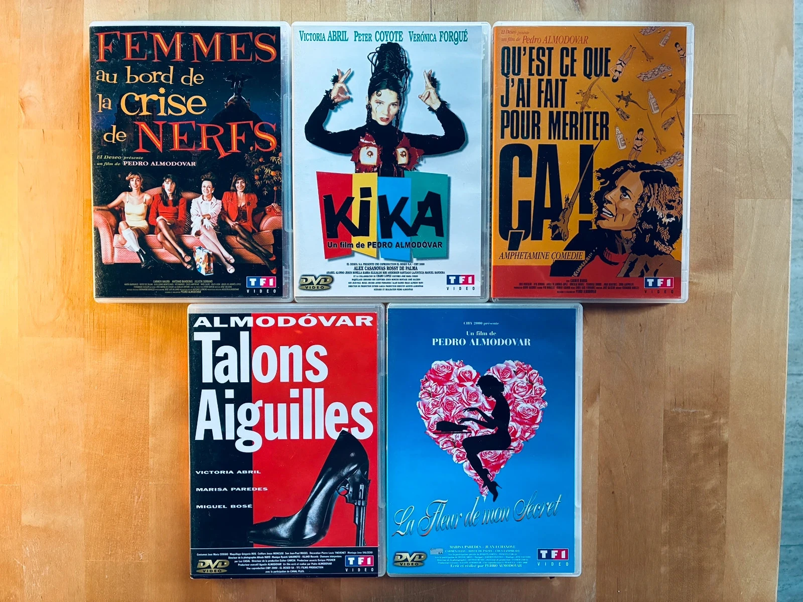 Lot 5 DVD cultes Pedro Almodovar.
